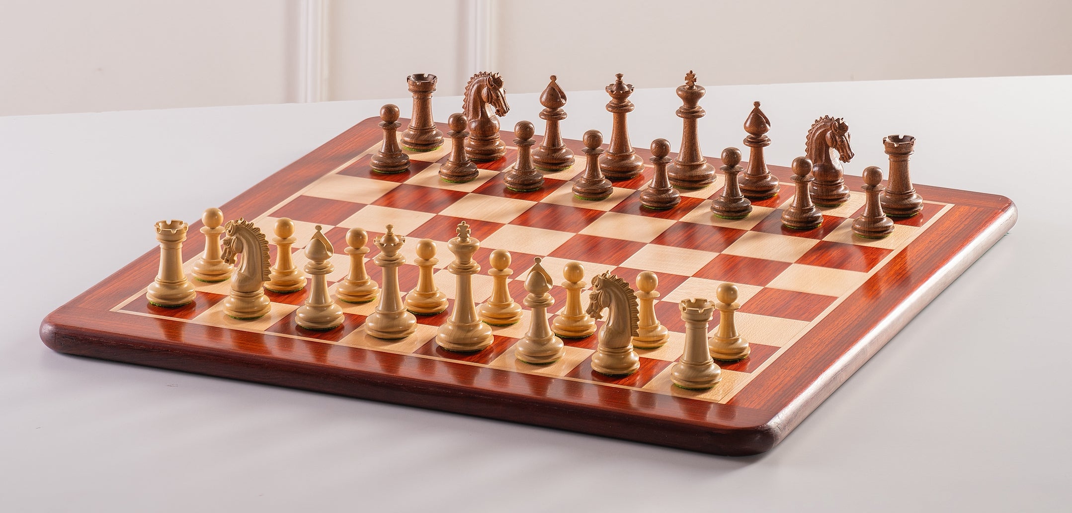 Figuras de ajedrez Sheikh Acacia de 3,75 pulgadas - a4db2357410f14d3e87ee19c496ea237