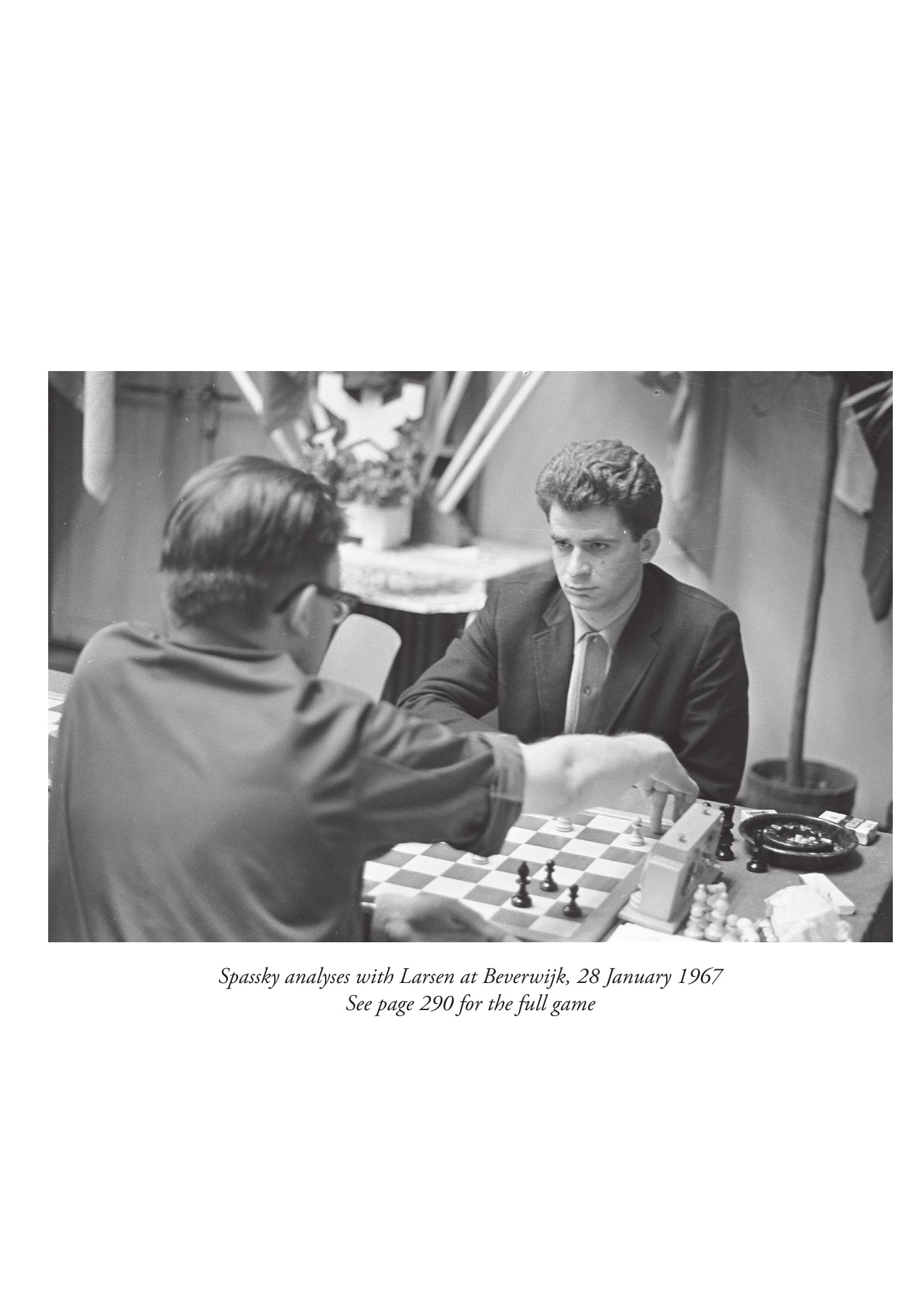 Boris Spassky's Best Games 1 1948-1968 The Rising Star by Tibor (hardcover) - 5138d7fb79f375d0e2dee5d7a8b5e107