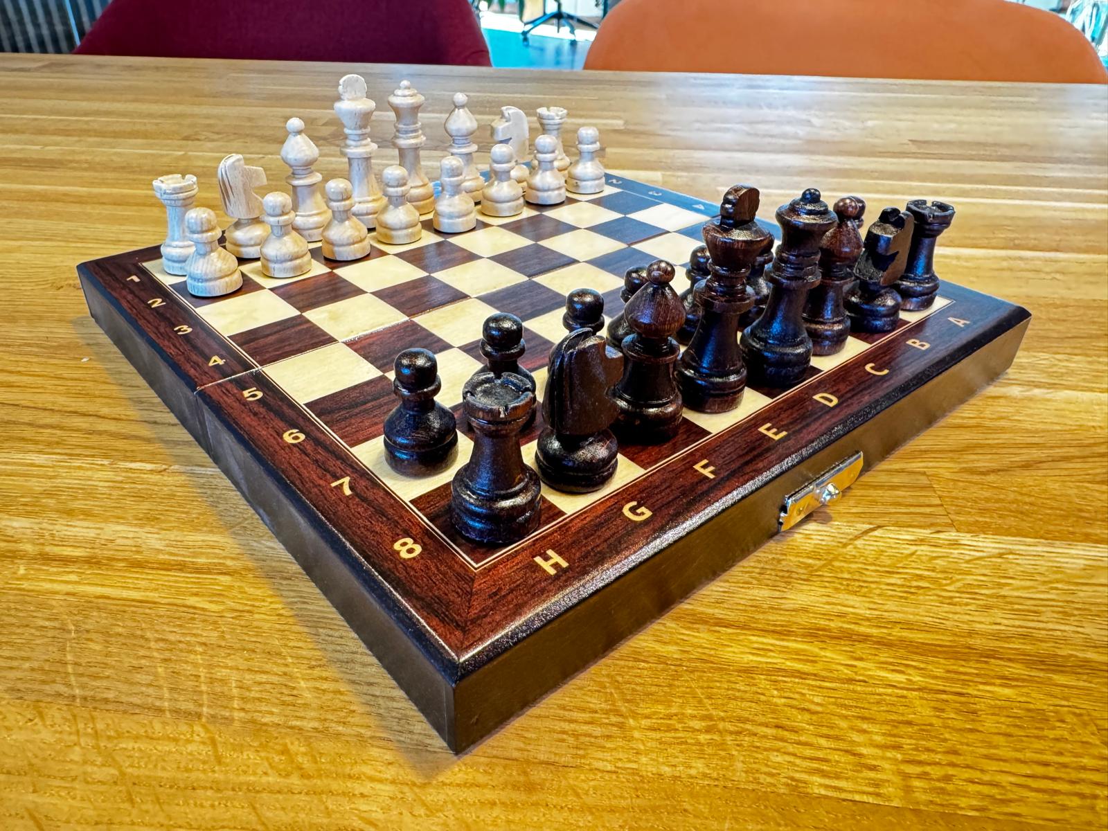 Ajedrez escolar de madera mini 20 cm x 20 cm - 4f1e21d4d59796401da508da677f4baa