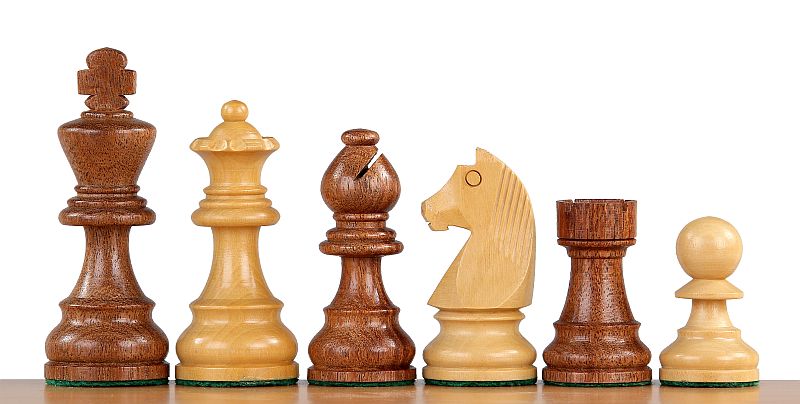 piezas de ajedrez Timeless de acacia india y boj, 7,6 cm, talladas en madera - piezas de ajedrez Timeless de acacia india y boj, 7,6 cm, talladas en madera
