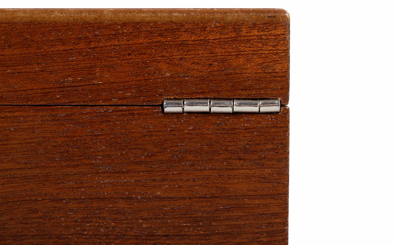 Figura Pecho 24x15x8,5cm - Figura Pecho 24x15x8,5cm