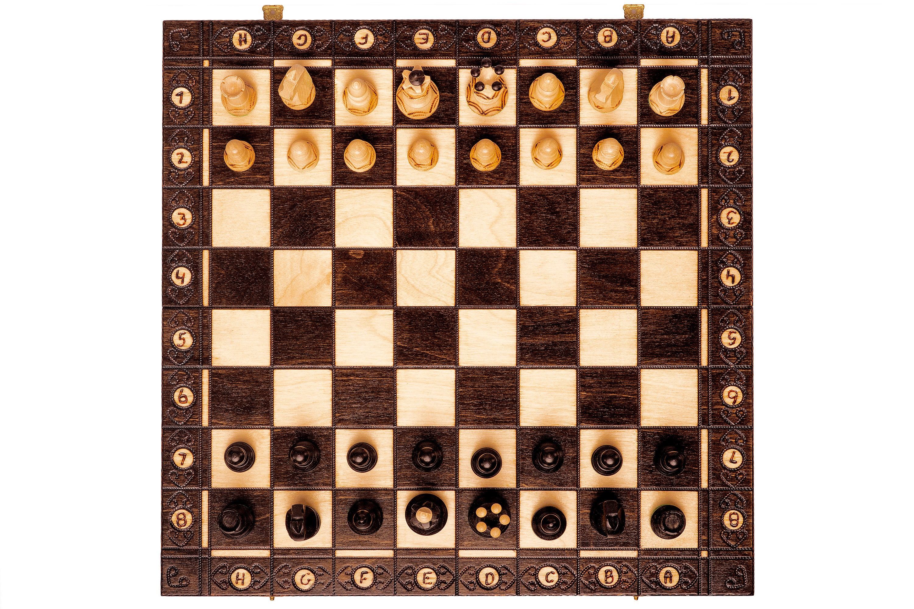Juego de ajedrez de madera SENATOR 42×42 cm — piezas talladas, negras (rey de 80 mm, con notación, plegable) - Juego de ajedrez de madera SENATOR 42×42 cm — piezas talladas, negras (rey de 80 mm, con notación, plegable)