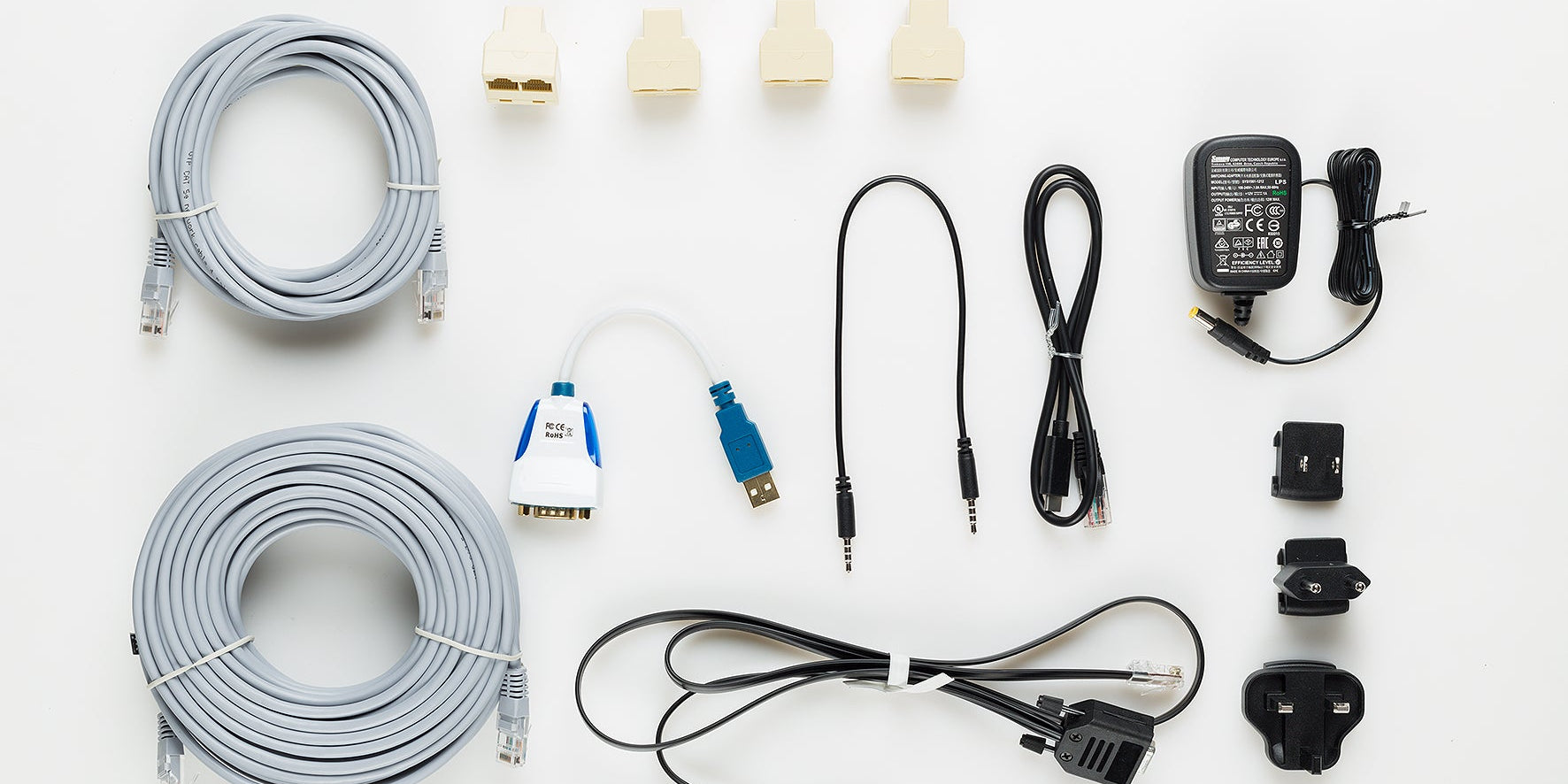 Cables y accesorios para tableros electrónicos DGT