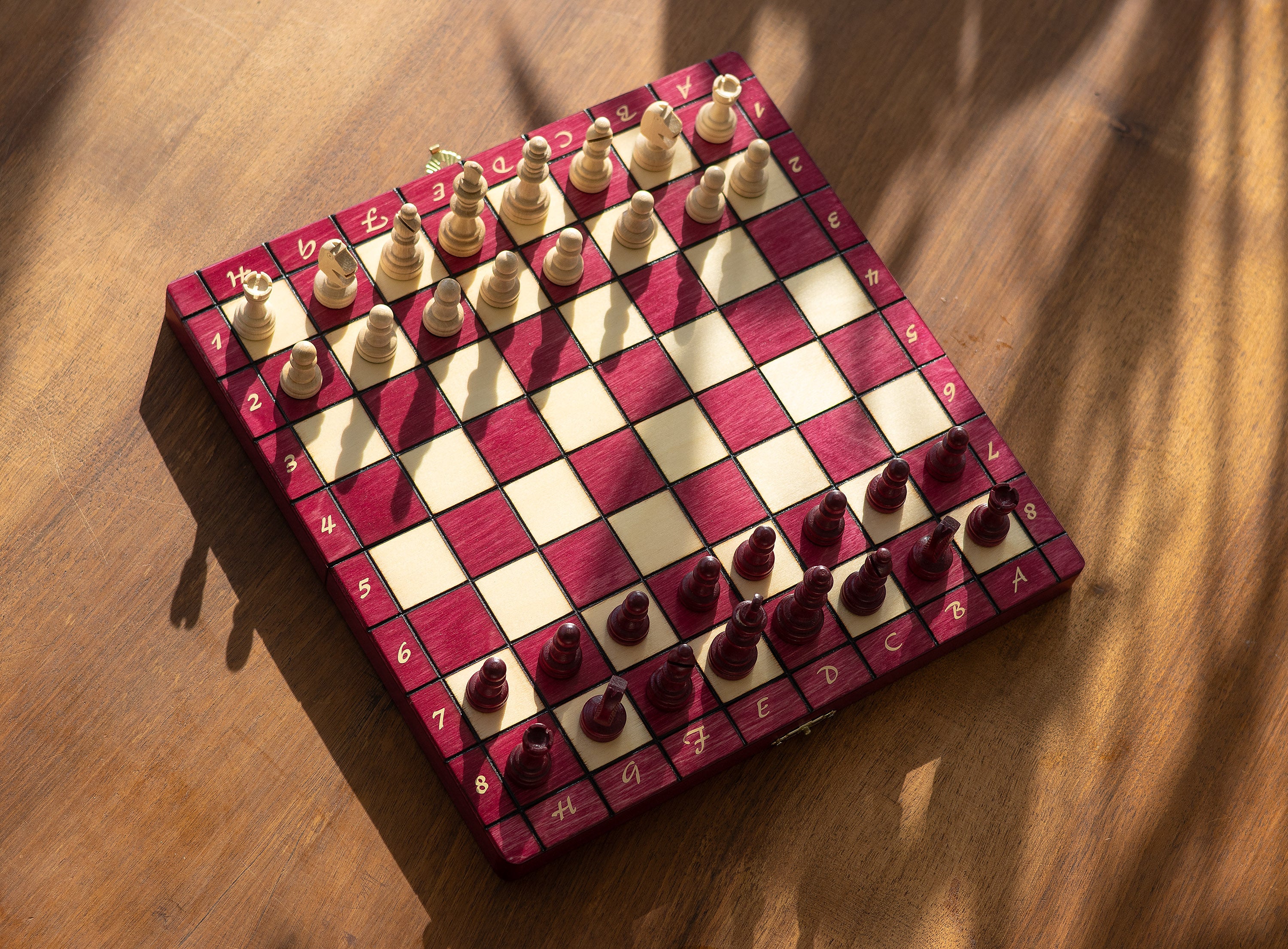 Juego de ajedrez magnético plegable de madera «Cerezo»: casillas de 30 mm, rey de 55 mm, posibilidad de grabado - Juego de ajedrez magnético plegable de madera «Cerezo»: casillas de 30 mm, rey de 55 mm, posibilidad de grabado