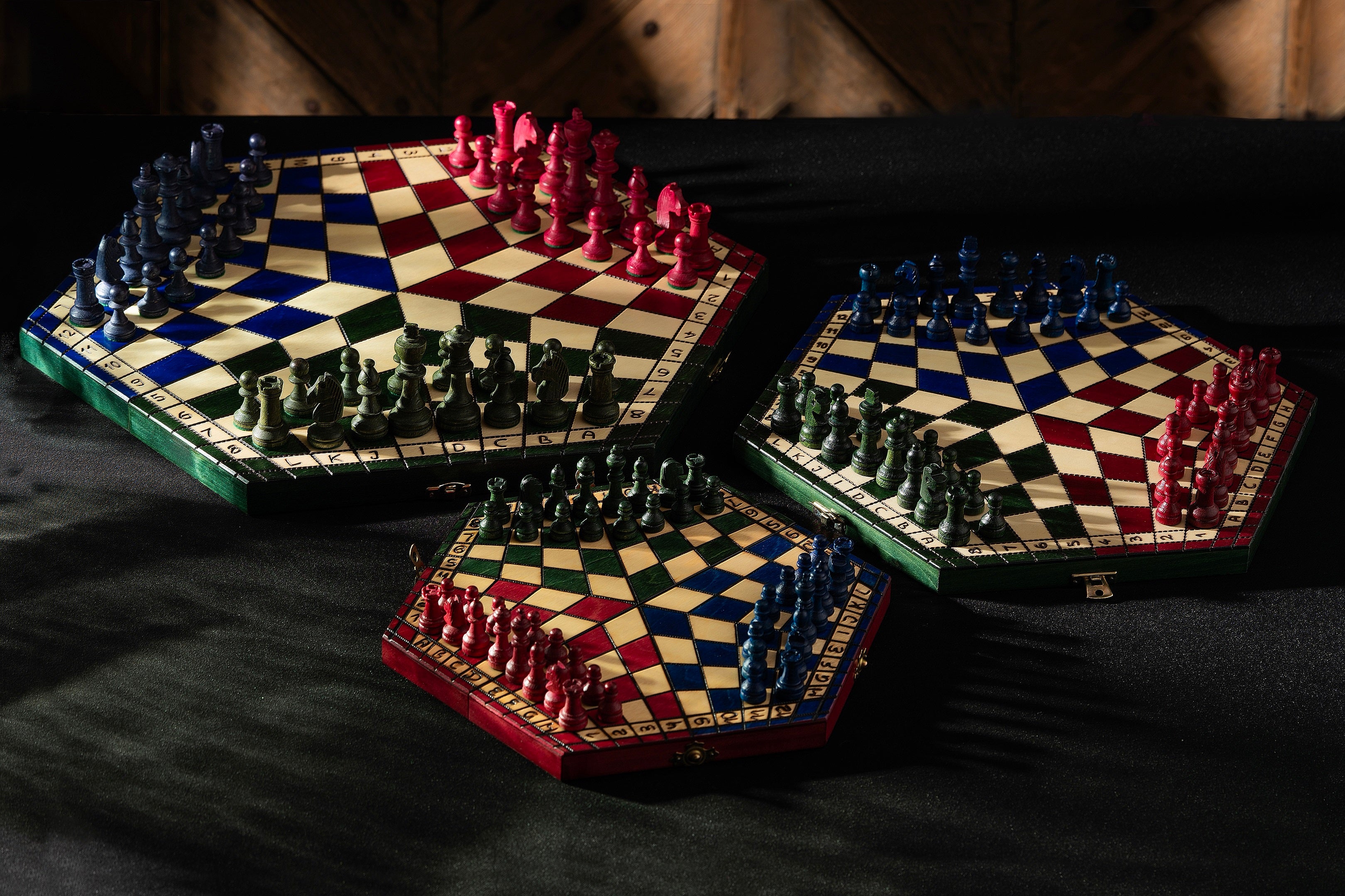 Ajedrez para tres jugadores - mediano (tricolor) - Ajedrez para tres jugadores - mediano (tricolor)