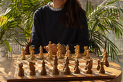 Tablero de ajedrez de sapeli nº 6 + piezas de acacia francesa de 3,75
