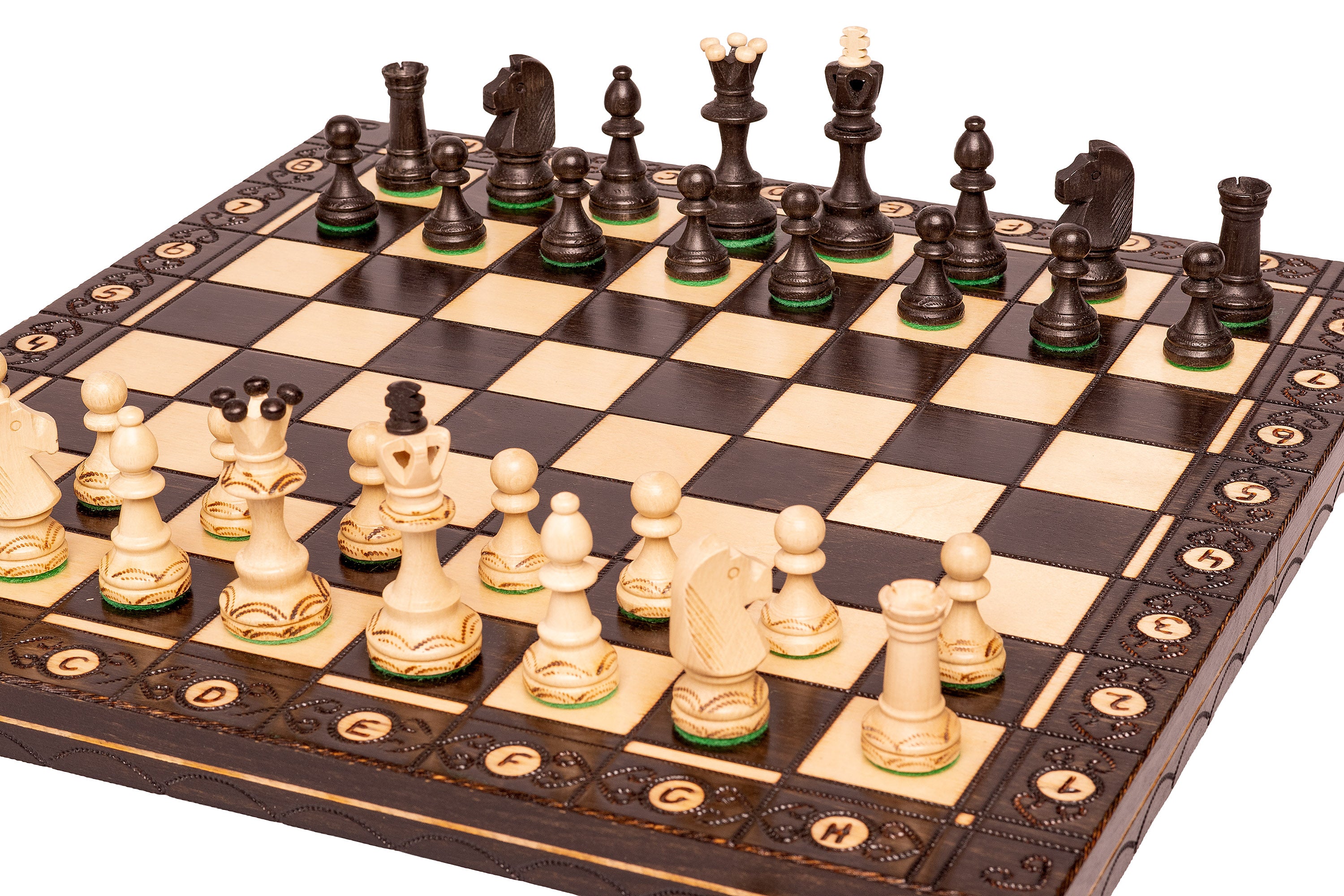 Juego de ajedrez de madera SENATOR 42×42 cm — piezas talladas, negras (rey de 80 mm, con notación, plegable) - Juego de ajedrez de madera SENATOR 42×42 cm — piezas talladas, negras (rey de 80 mm, con notación, plegable)