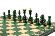 Juego de ajedrez SENATEUR Green de madera de carpe, tamaño mediano (41 x 41 cm) - Juego completo verde