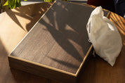Backgammon en estuche de madera (52 x 43,5 cm)