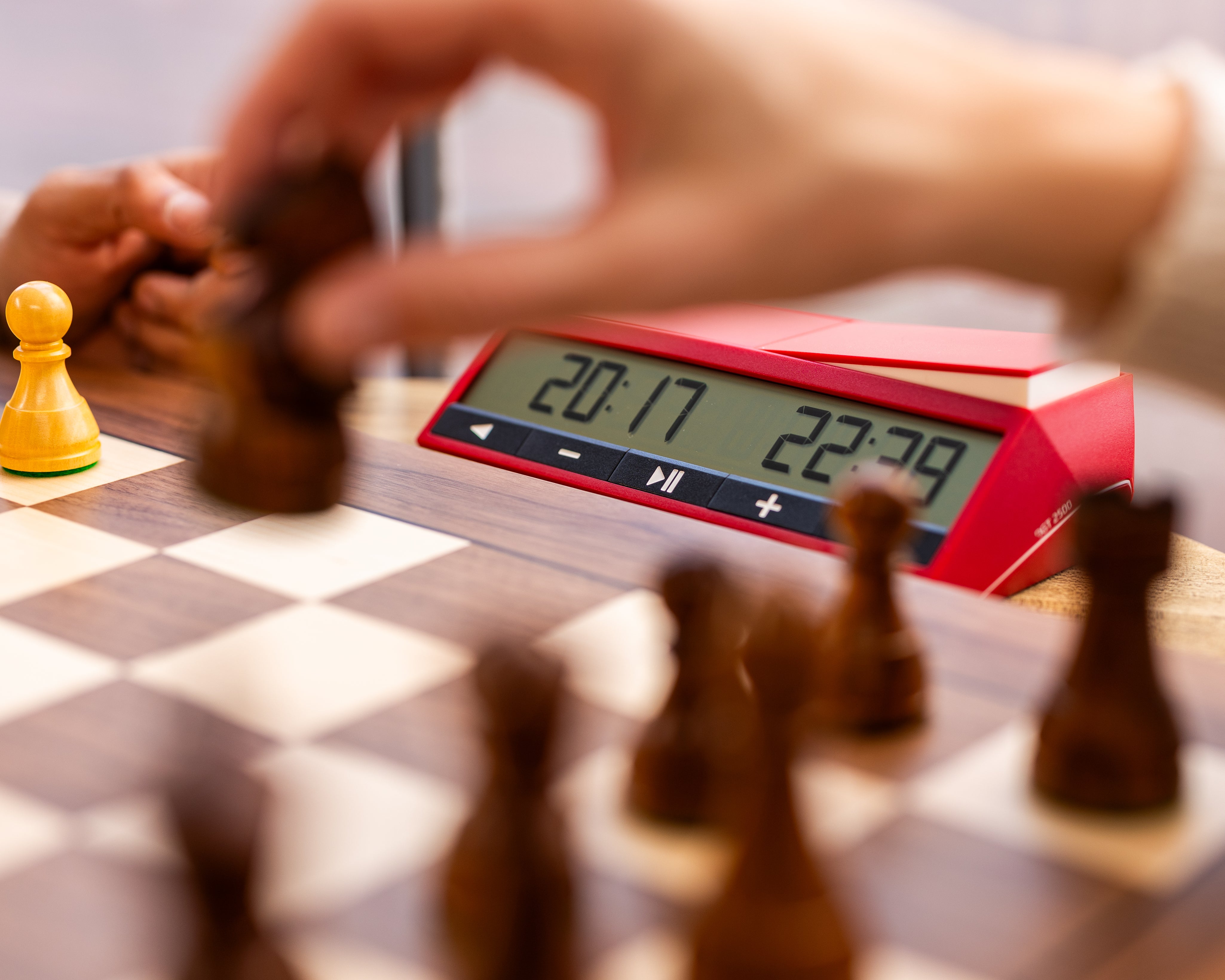 zegar-szachowy-dgt-2500-chca07_c3cc6714-bdb4-4fce-b63a-e5ccc5c28638.jpg